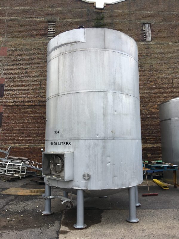25000_litre_stainless_steel_storage_tank_side