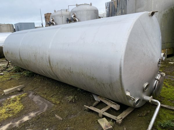 16,000¬_litre_ stainless_steel_tank