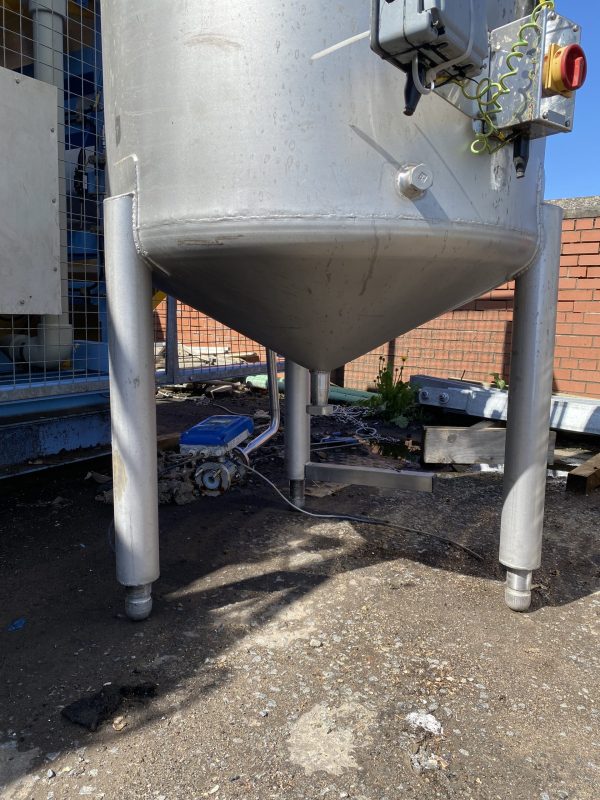 1,000_litre_stainless_steel_vertical_mixing_vessel_on_3_legs_with_top_mounted_mixer