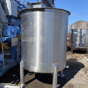 1,500_litre_stainless_steel_vertical_mixing_vessel_on_4_legs_with_top_mounted_mixer