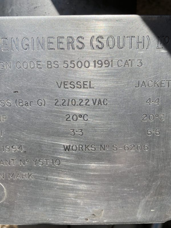 2,000_litre_mixing_pressure_vessel,_jacketed_and_insulated,_2_available